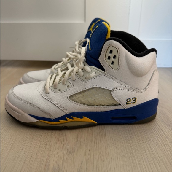 Air Jordan 5 Retro “Laney” sneakers - Picture 6 of 12
